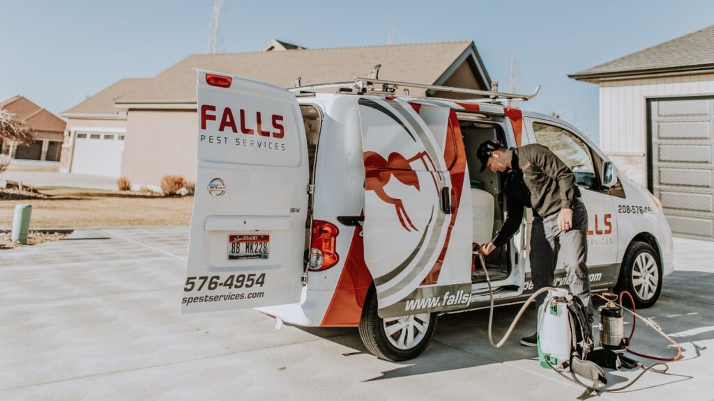Pest Exterminator in Eastern Idaho | Falls Pest Services
